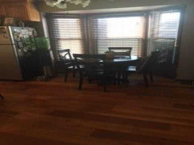 1301 Meadow Glen Dr - Photo 3 of 6