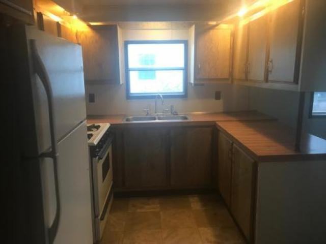 501 Greenview Rd - Photo 3 of 6