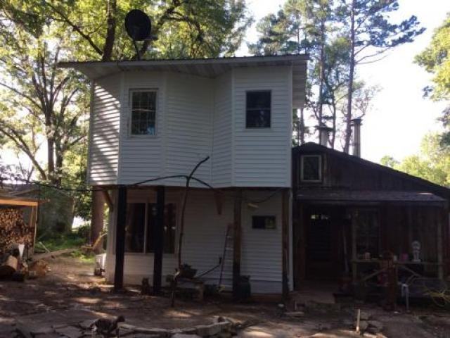 806 Arbor Ln - Photo 2 of 5