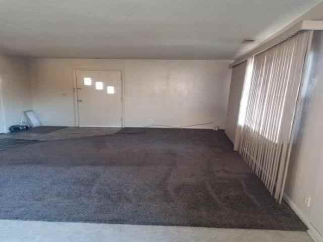 1000 S Walnut St - Photo 2 of 6