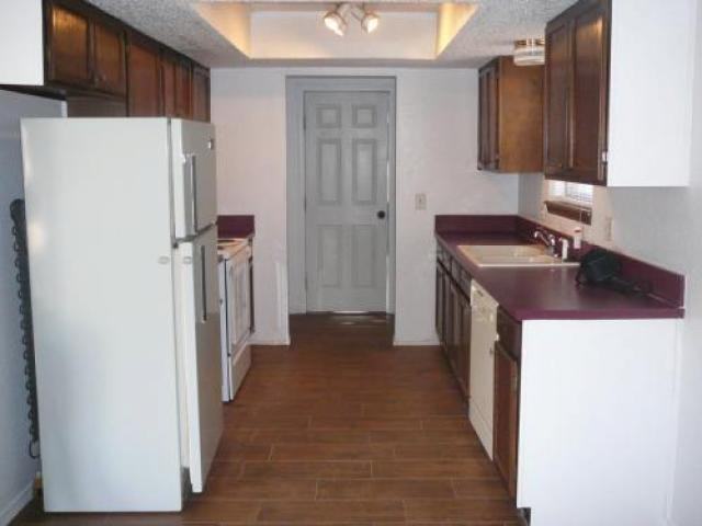 13804 N Everest Ave - Photo 3 of 6