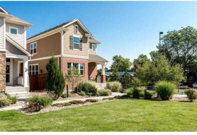 338 Dallas St - Photo 3 of 6