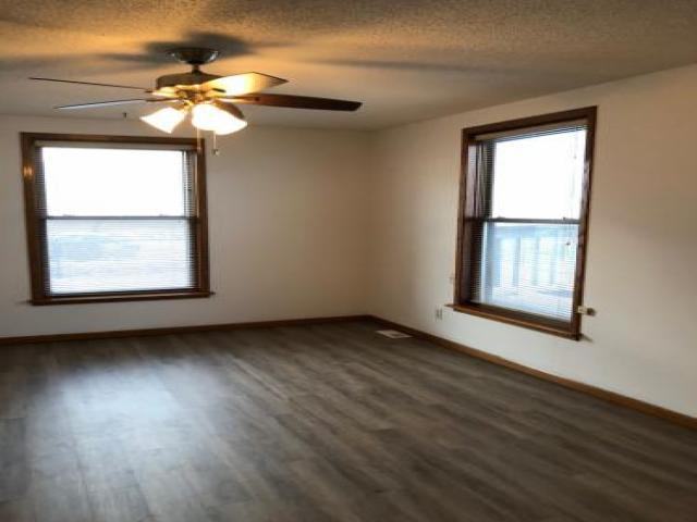 1434 Milton Ave - Photo 3 of 6