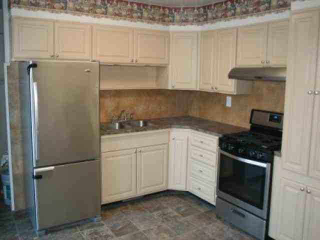 1330 Mayper Dr - Photo 2 of 6