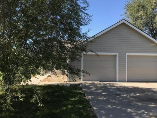 301 Washington St - Photo 3 of 6