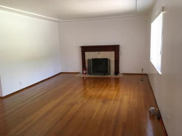 5421 Thomas Ave - Photo 3 of 6