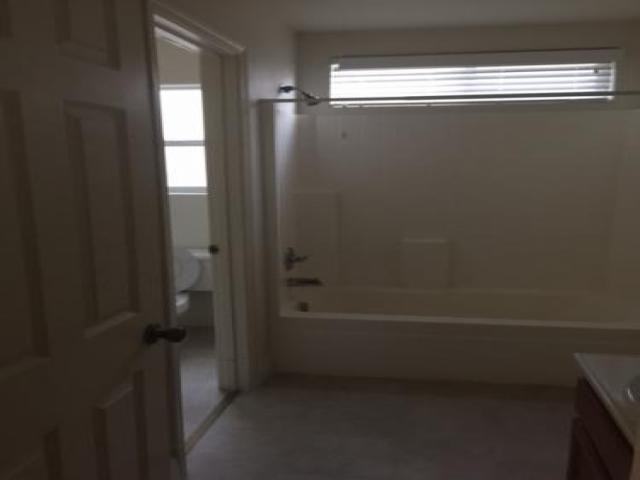 1445 Angus St - Photo 3 of 6
