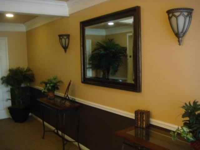 248 St Francis St - Photo 3 of 5