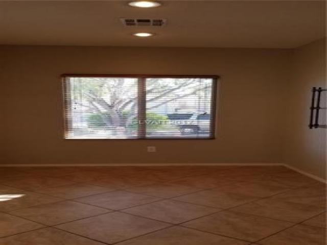 2912 Ivorybill Way - Photo 3 of 6