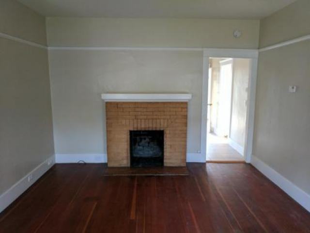 612 D St - Photo 2 of 6