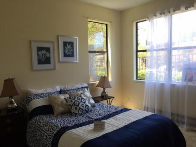 3 Lakeshore Ct - Photo 2 of 5