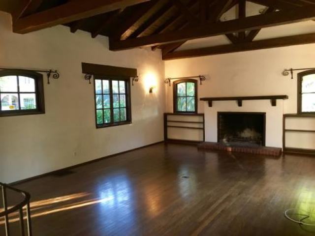 802 Prospect Blvd - Photo 3 of 6