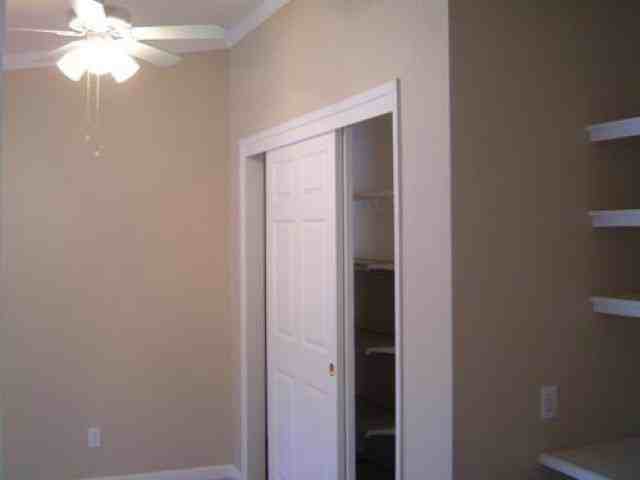 629 Sunnybrook Cir - Photo 2 of 6