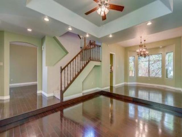 8233 Sheffield Ln - Photo 2 of 5