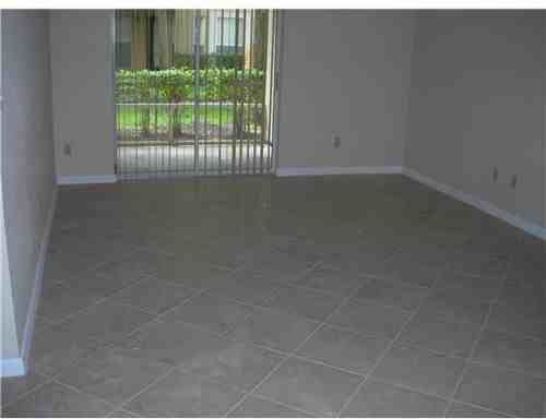 757 Riverside Dr - Photo 3 of 6