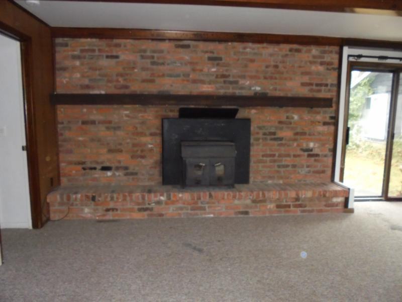 5023 Aaron Dr - Photo 2 of 8