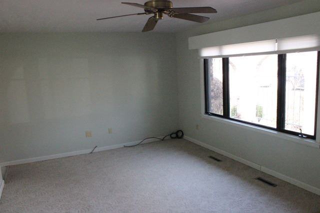 265 N Jefferson Ave - Photo 2 of 13