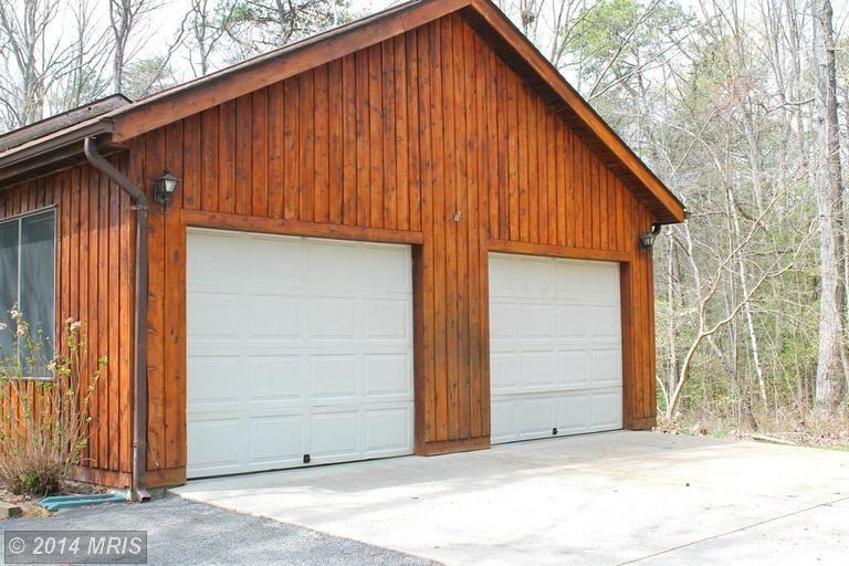 324 Shady Ln - Photo 2 of 22