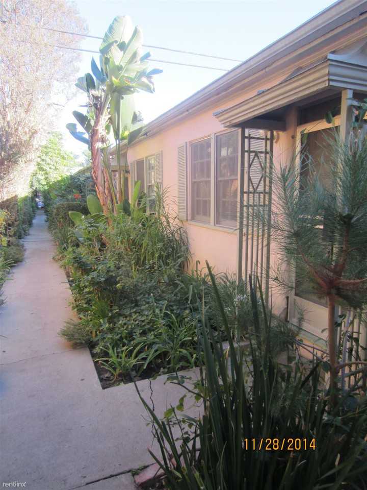 1137 N Vista St - Photo 2 of 8