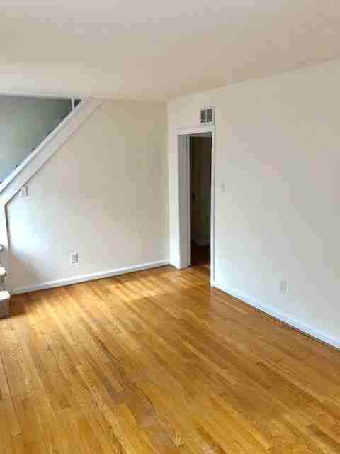 4804 Bromley Ln - Photo 2 of 12