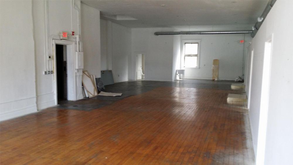 260 Washington St - Photo 3 of 8