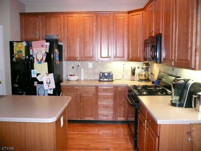 10 Patriot Hill Dr - Photo 3 of 5