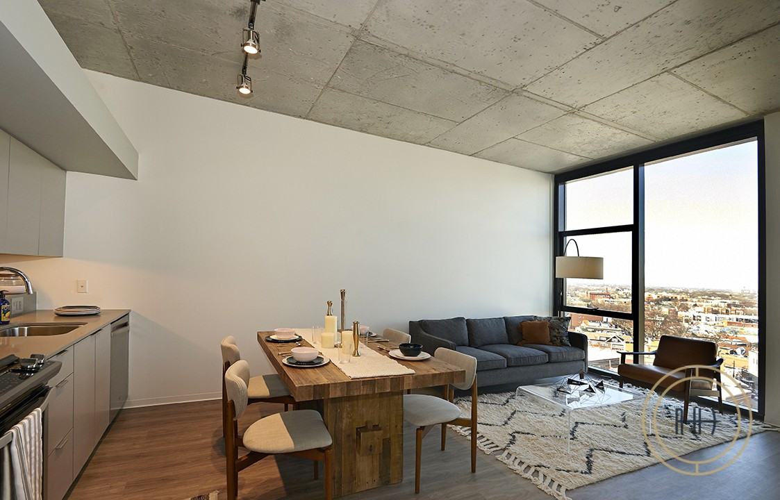 2210 N Washtenaw Ave #A503