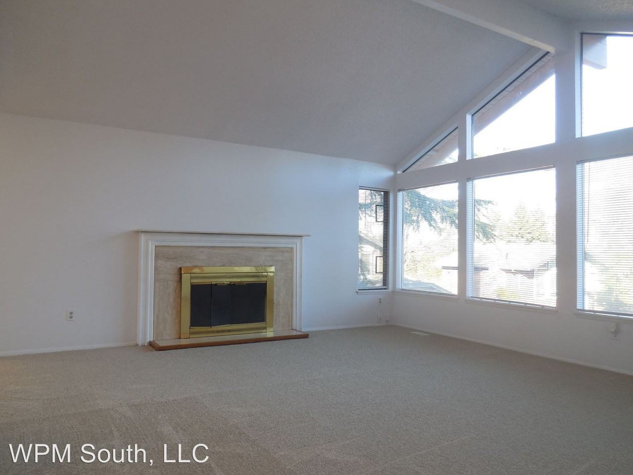 2108 Aberdeen Pl SE - Photo 2 of 29