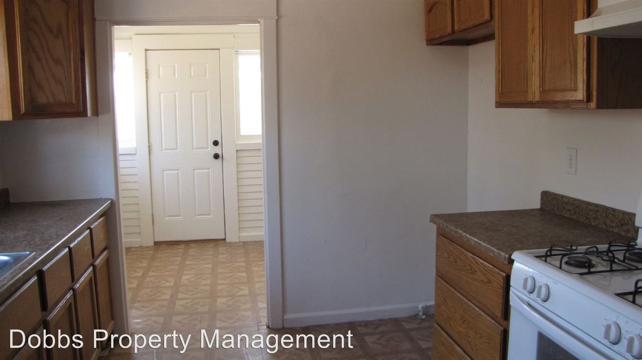 10031 Rosedale Hwy - Photo 3 of 8