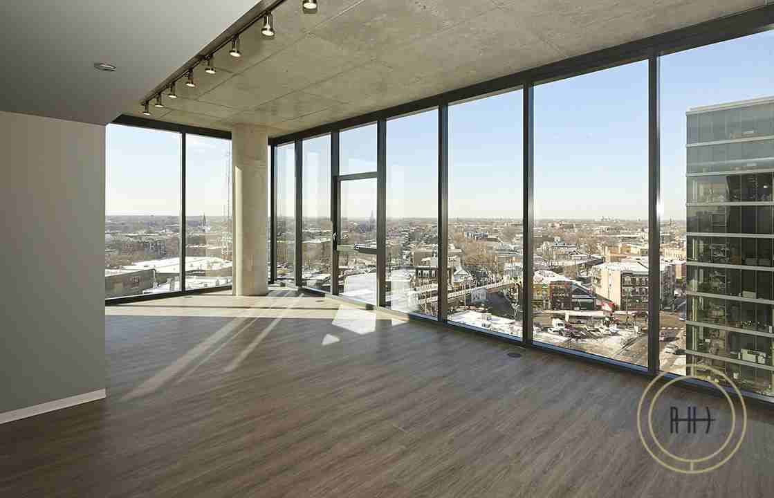 2210 N Washtenaw Ave #A602