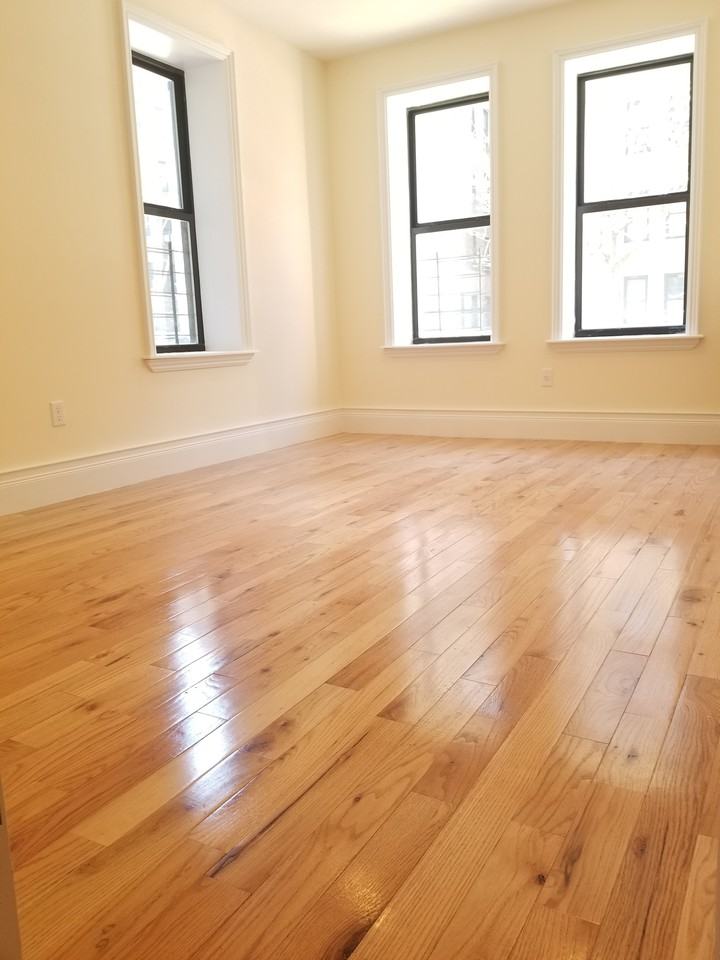 W 204th St & Sherman Ave #1H