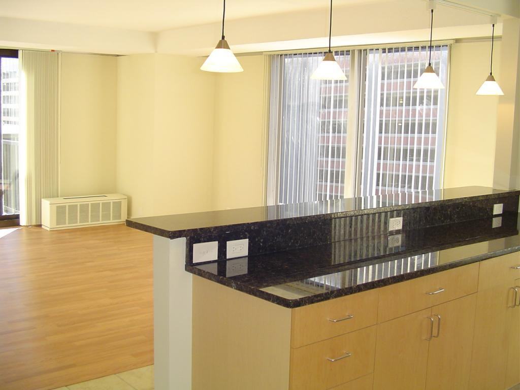 Mansion House Apartments - Photo 3 of 20