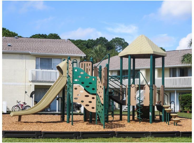 Palmera Pointe - Photo 3 of 20