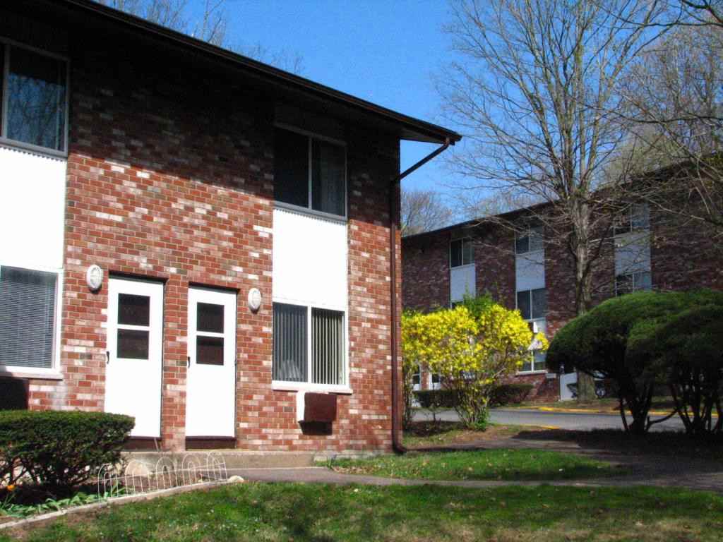 Hillside Gardens - Photo 2 of 17