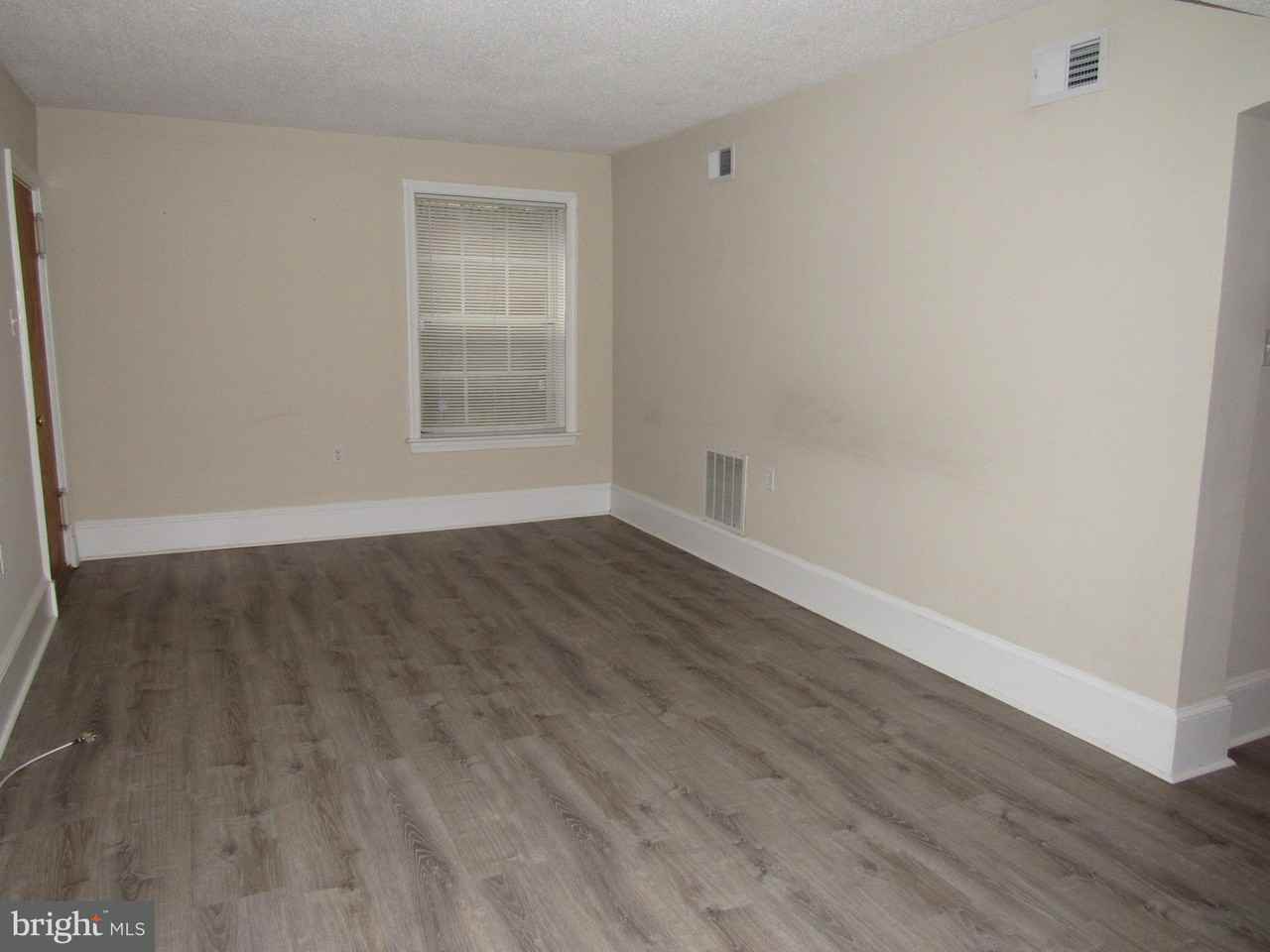 2503 Arlington Blvd #101B - Photo 3 of 25