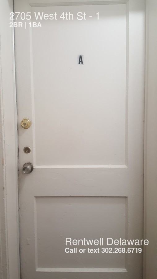 2705 W 4th St #1 - Photo 2 of 14