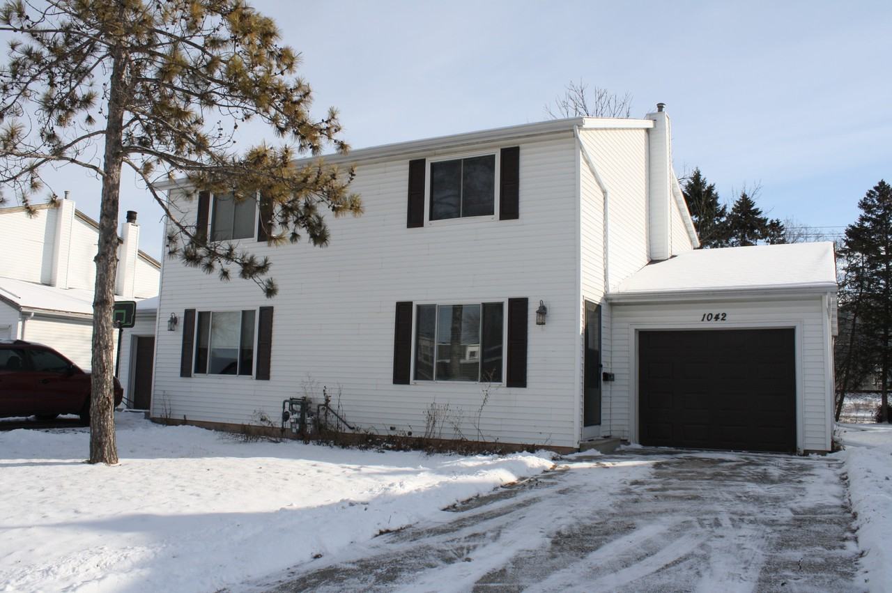 10401042 Brookwood Dr Apartments 1042 Brookwood Dr, Neenah, WI 54956