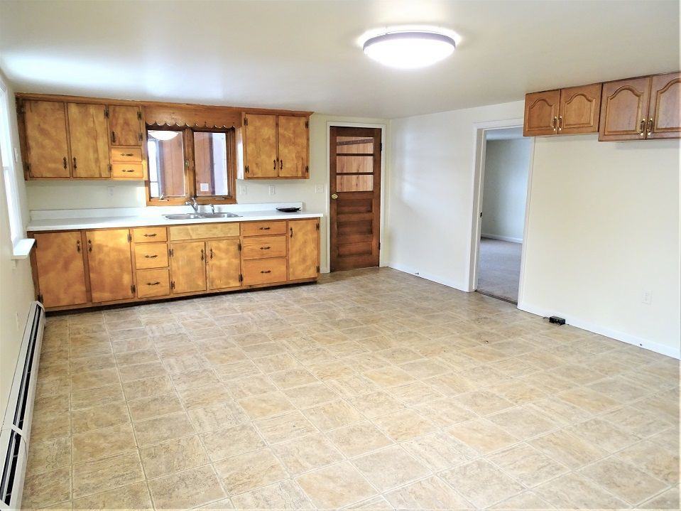 189 W Maple Grove Rd - Photo 3 of 19