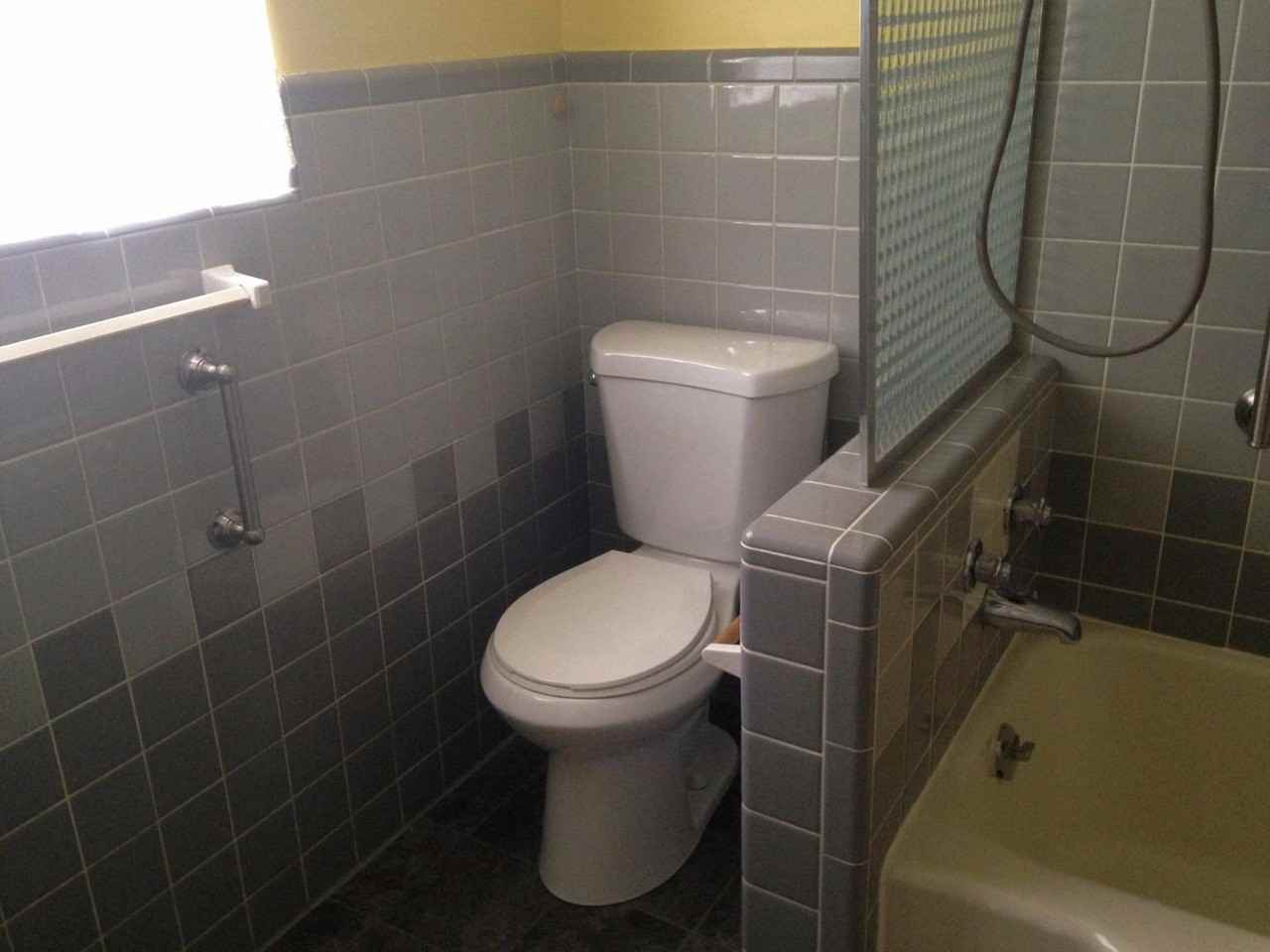 4384 Yakima Ct - Photo 3 of 18