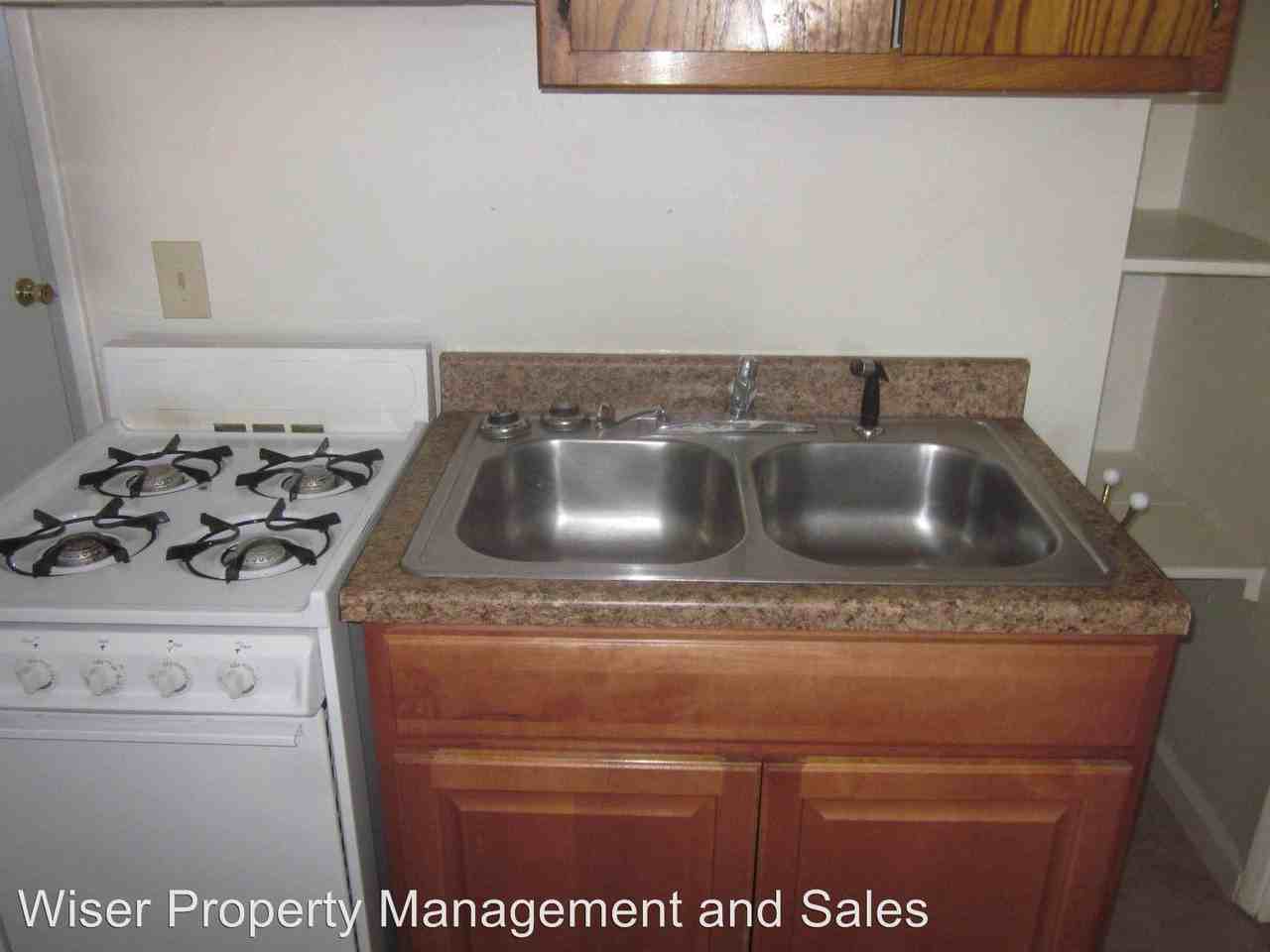 310-314-320 West Hickory Avenue - Photo 2 of 6