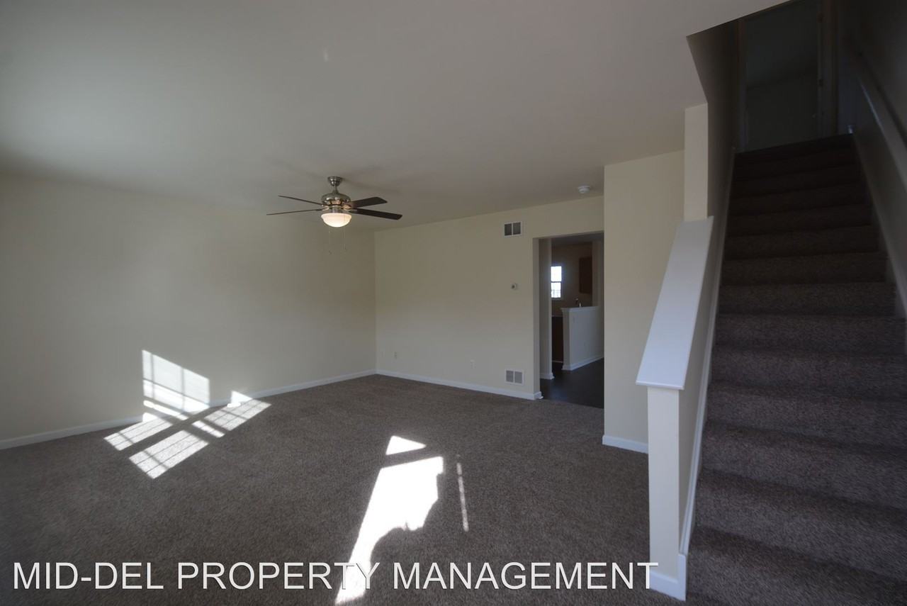 640 Widener Ln - Photo 2 of 14