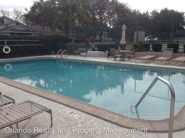 8936 Village Green Blvd - Photo 2 of 19