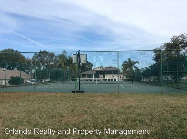 8936 Village Green Blvd - Photo 3 of 19