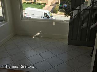 3219 Curtis St - Photo 3 of 8