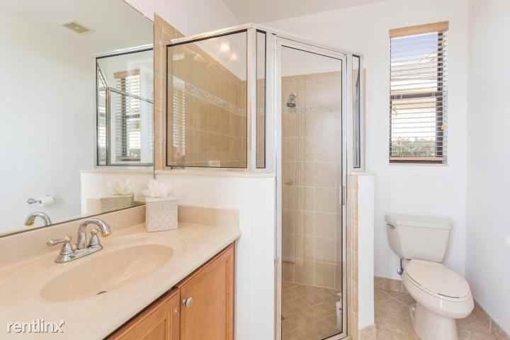 SW 82 - Photo 3 of 4