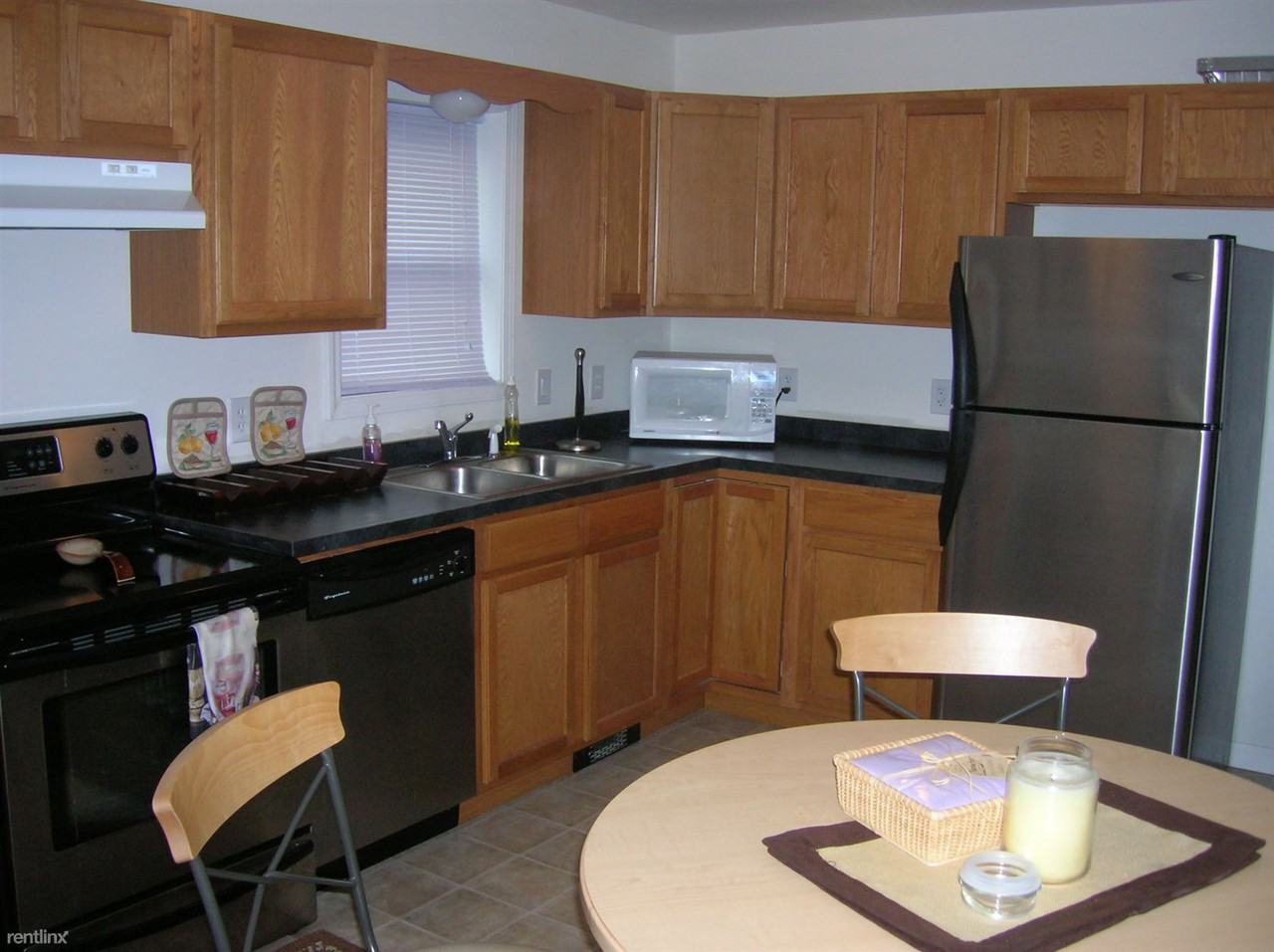 320 Friendship St - Photo 2 of 3