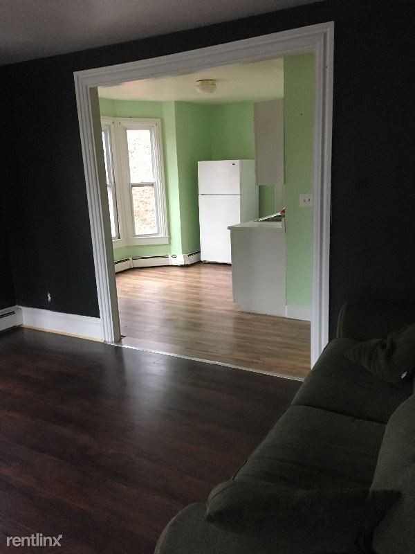 49 2nd St #A - Photo 3 of 4