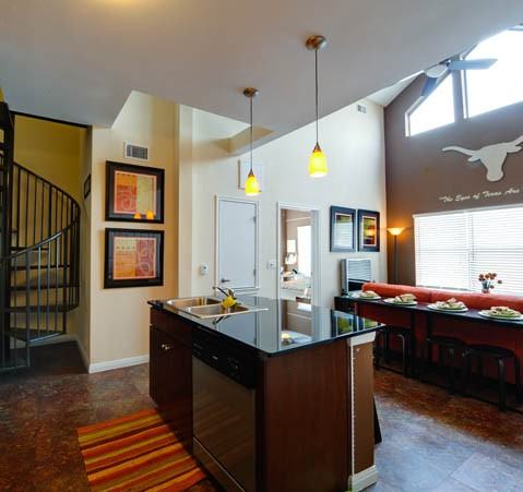 Block on 28th - Photo 3 of 20