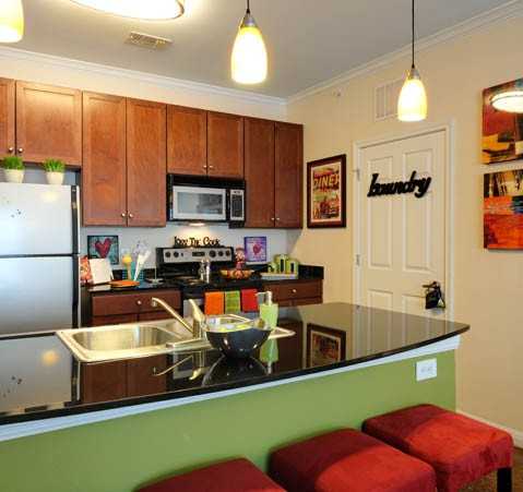 Block on 23rd - Photo 2 of 20