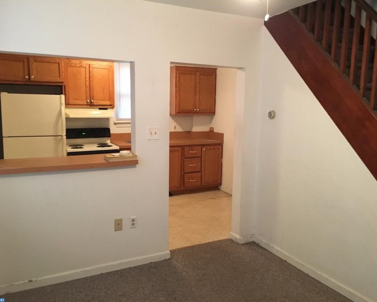 716 Fairhill Rd #1 - Photo 2 of 7